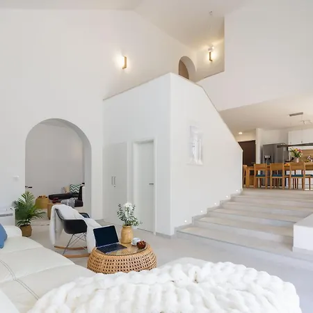 Mila Brac With Private Pool Near Centre Villa