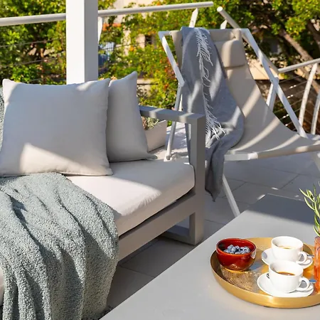 Villa Mila Brac With Private Pool Near Centre Supetar